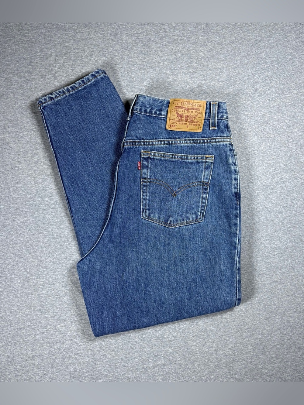 Vintage Levis 550 Jeans Women’s 18 35x29.5 Blue Relaxed Fit Tapered Mom Jean 90s